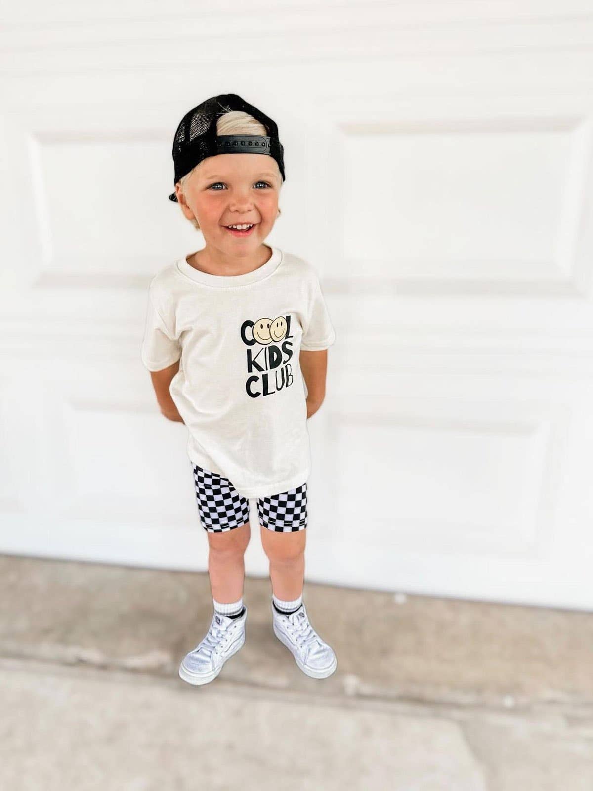 COOL KIDS CLUB GRAPHIC TEE